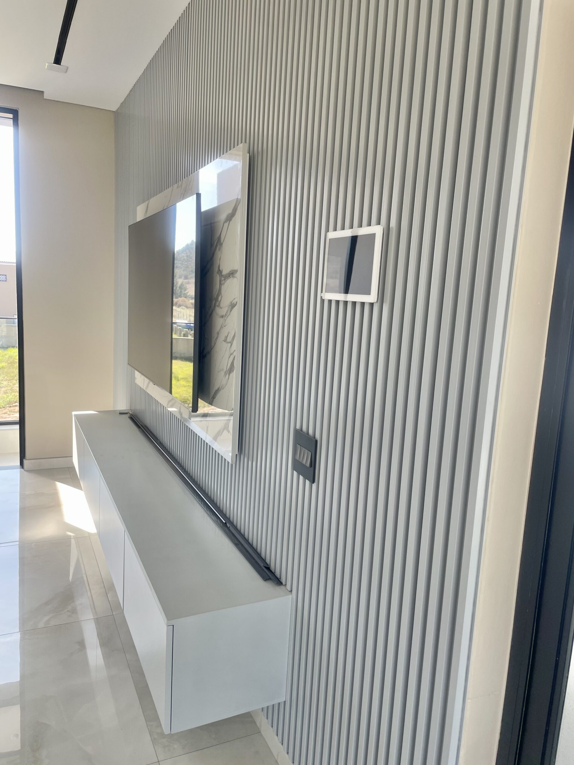 Karabo Wall Unit - Image 2