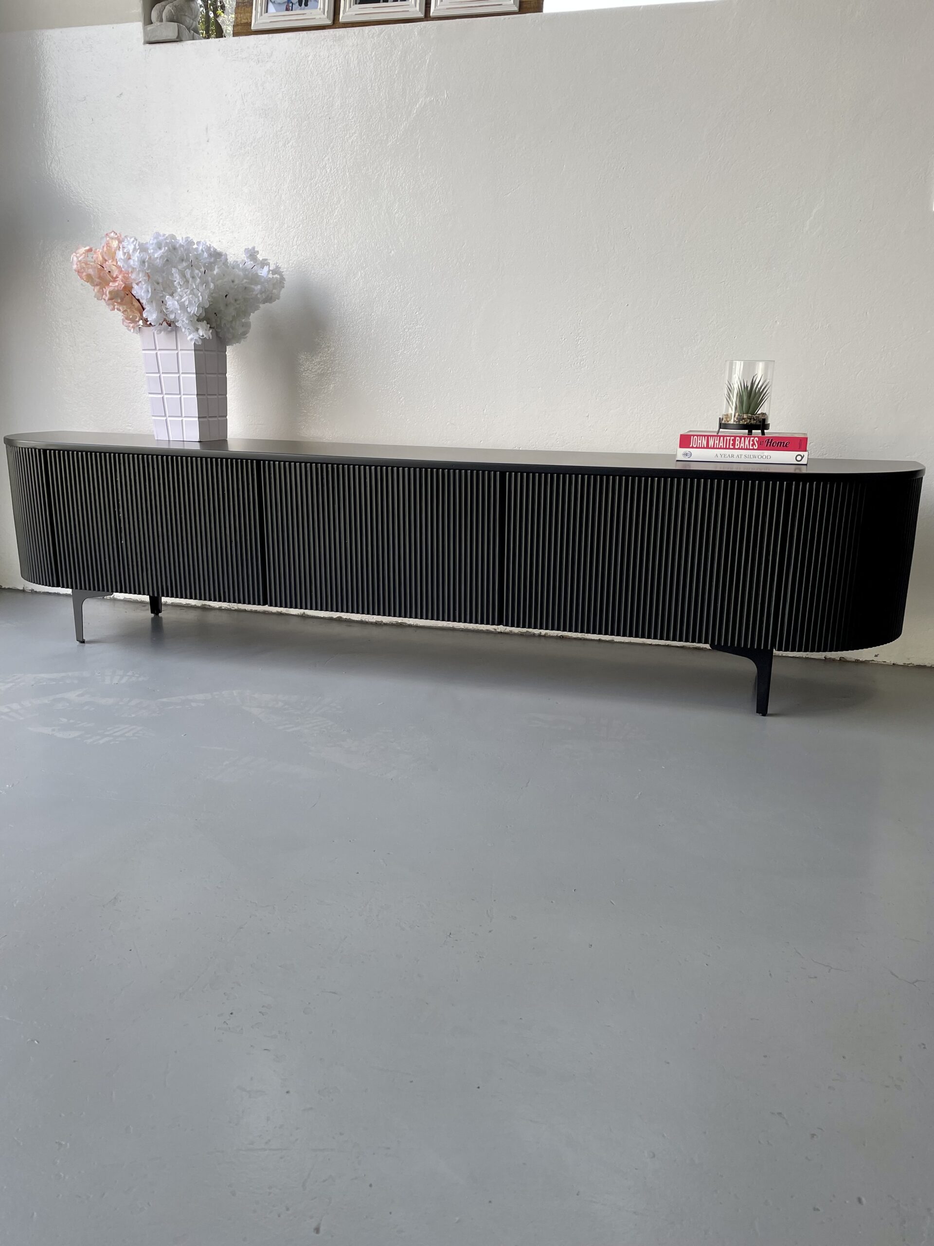 Ripple TV Stand - Image 3