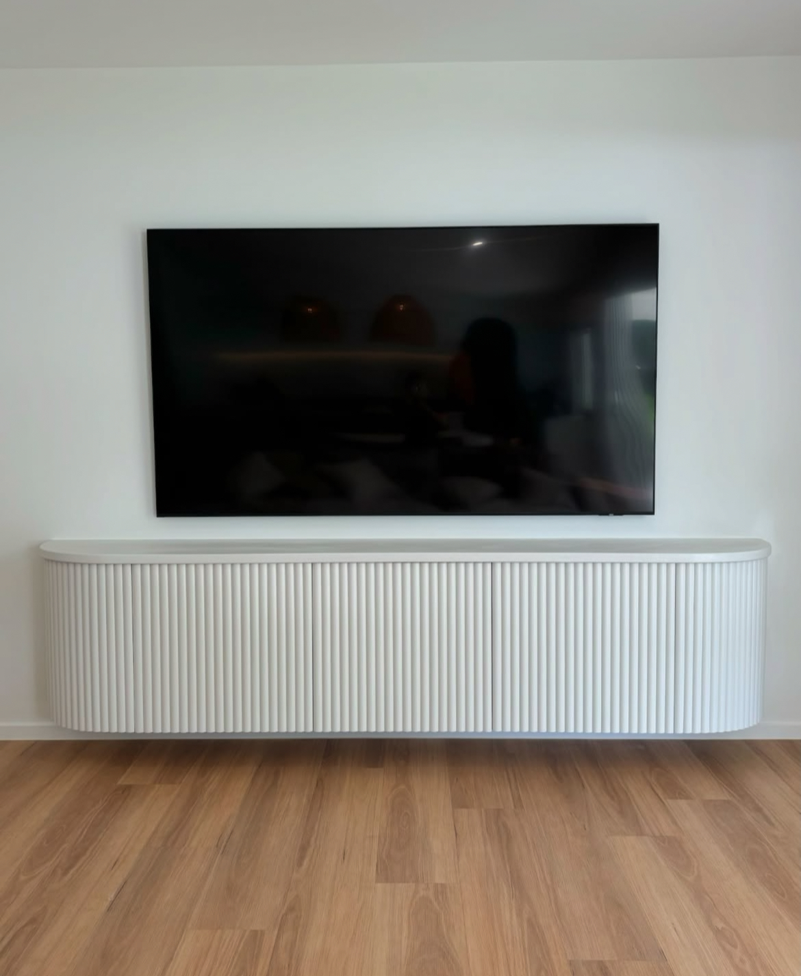 Ripple TV Stand - Image 5