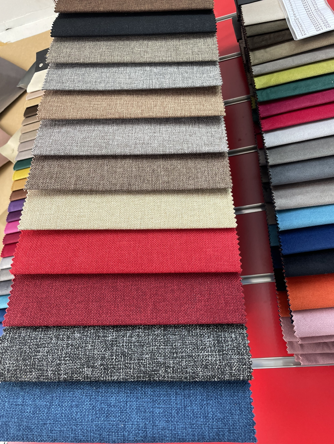 Lande Couch - Image 12