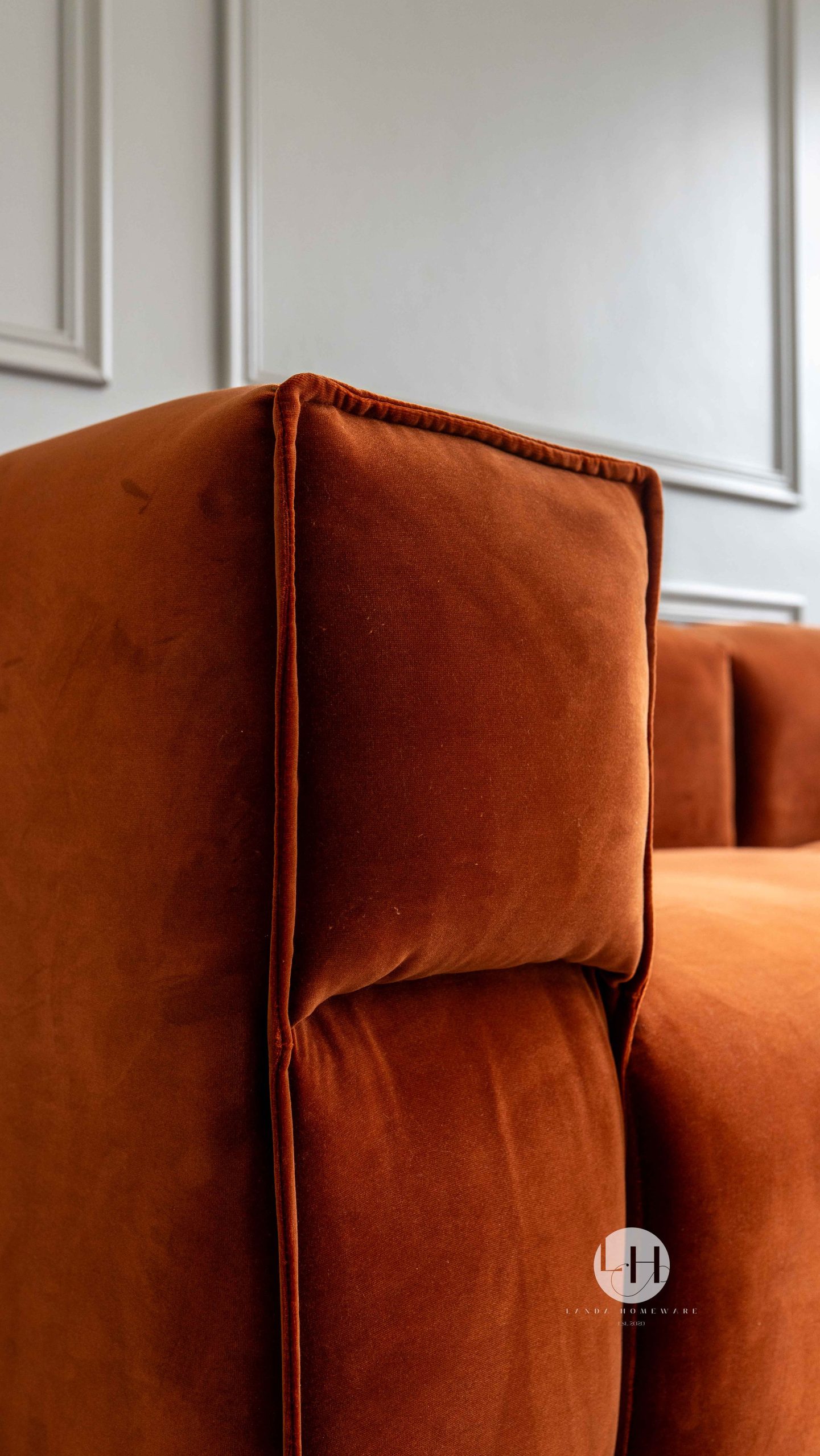 Cula Couch - Image 5