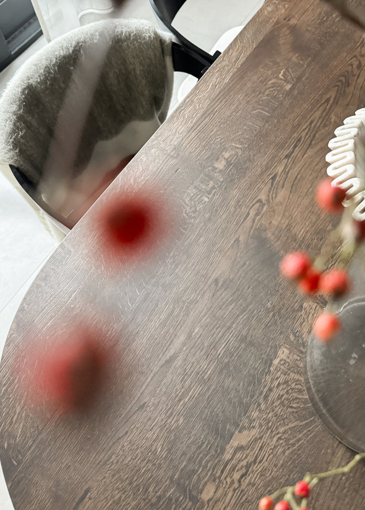 Arabella Dining Table - Image 4