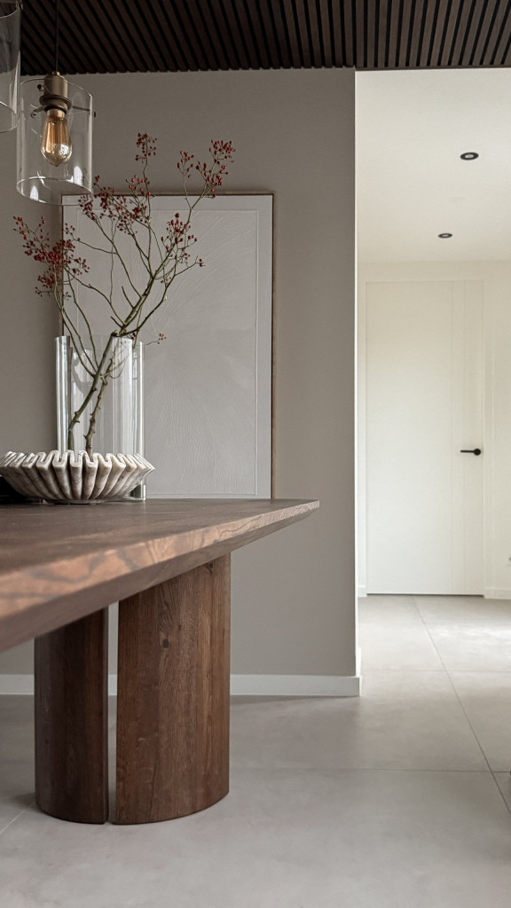 Arabella Dining Table - Image 11