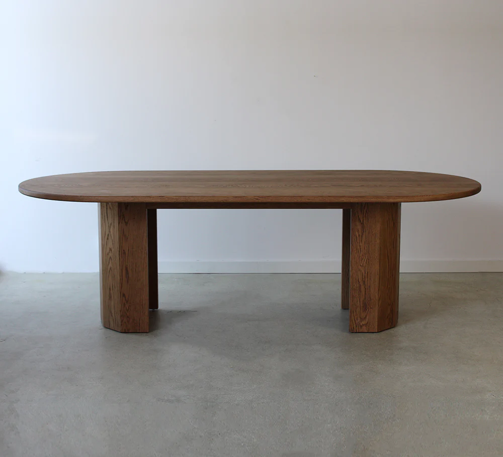 Chialo Dining Table - Image 7