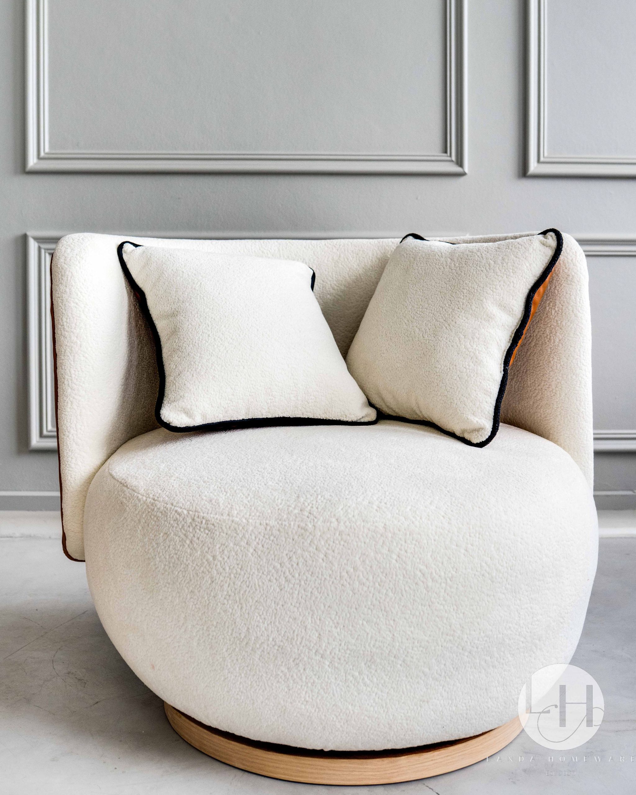 Nami Swivel Chair - Image 4