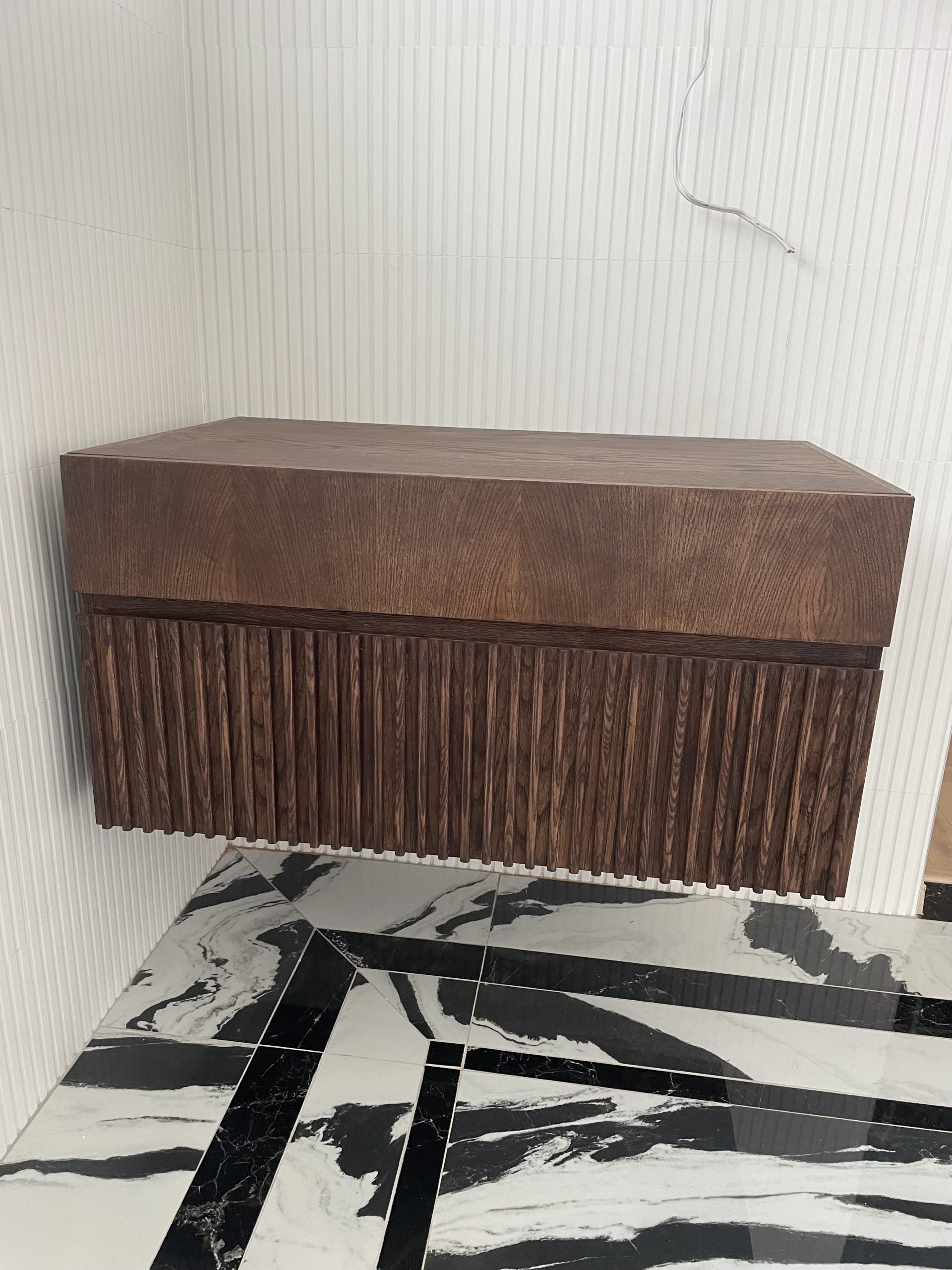 Bella Bathroom Vanity - Image 5